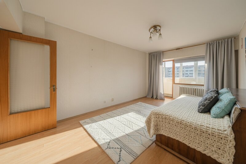 Colentina nr. 2, credit ipotecar, decomandat, 72 mp, mobilat si utilat.